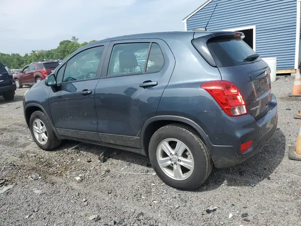 KL7CJNSM1MB376544 2021 CHEVROLET TRAX - Image 2