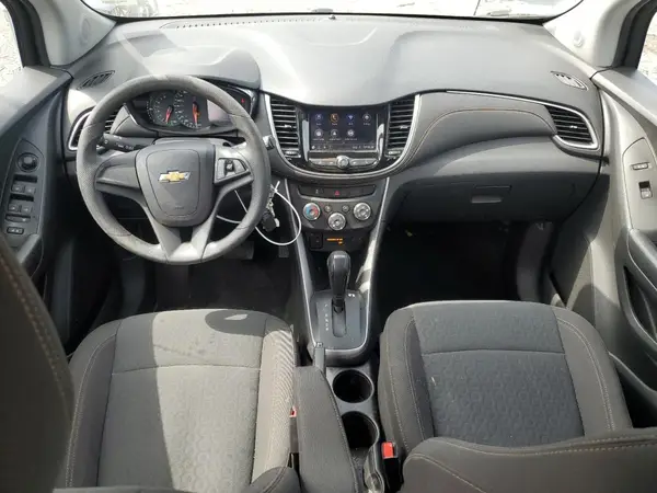 KL7CJNSM1MB376544 2021 CHEVROLET TRAX - Image 8