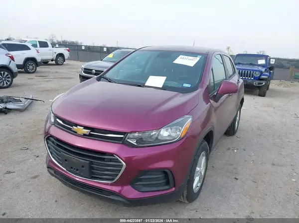 KL7CJNSM1NB515492 2022 CHEVROLET TRAX - Image 2