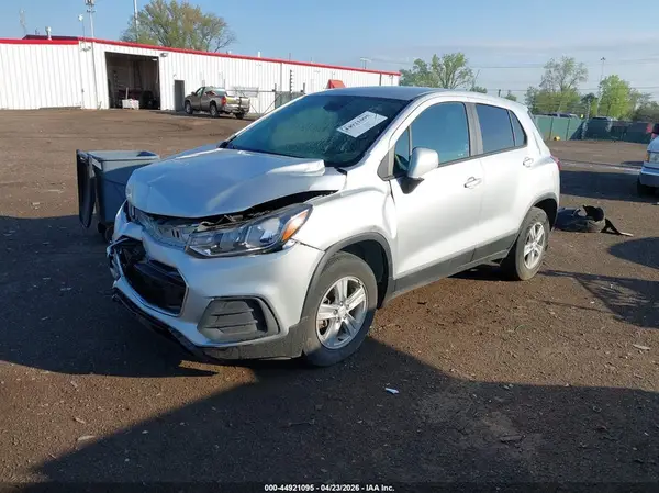 KL7CJNSM1NB544166 2022 CHEVROLET TRAX - Image 2