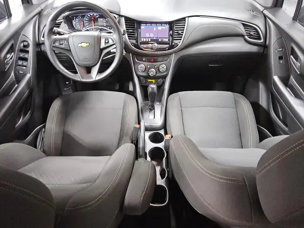 KL7CJNSM2MB366704 2021 CHEVROLET TRAX - Image 8