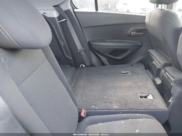 KL7CJNSM2NB544614 2022 CHEVROLET TRAX - Image 8