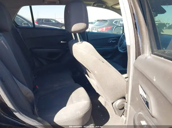 KL7CJNSM2NB553622 2022 CHEVROLET TRAX - Image 8