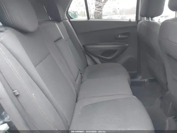 KL7CJNSM3NB500234 2022 CHEVROLET TRAX - Image 8