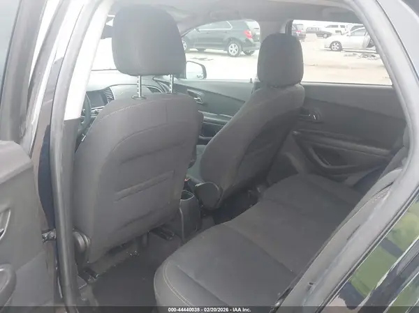 KL7CJNSM3NB523626 2022 CHEVROLET TRAX - Image 8