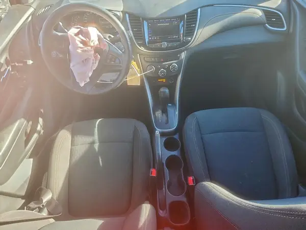 KL7CJNSM3NB550860 2022 CHEVROLET TRAX - Image 8