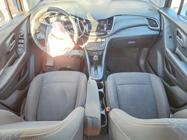 KL7CJNSM4MB360645 2021 CHEVROLET TRAX - Image 8