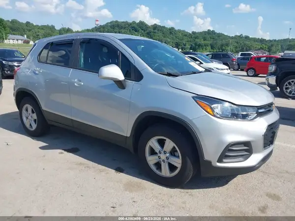 KL7CJNSM4MB365473 2021 CHEVROLET TRAX - Image 1