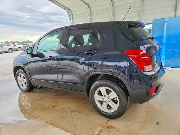 KL7CJNSM4NB515647 2022 CHEVROLET TRAX - Image 2