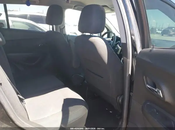 KL7CJNSM4NB516412 2022 CHEVROLET TRAX - Image 8