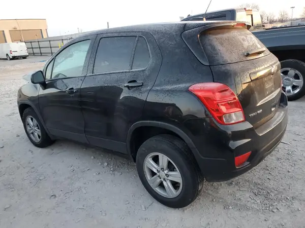 KL7CJNSM4NB520637 2022 CHEVROLET TRAX - Image 2