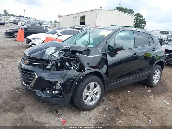 KL7CJNSM5NB501157 2022 CHEVROLET TRAX - Image 2