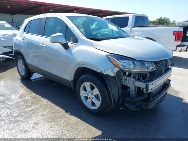 KL7CJNSM5NB503071 2022 CHEVROLET TRAX - Image 1