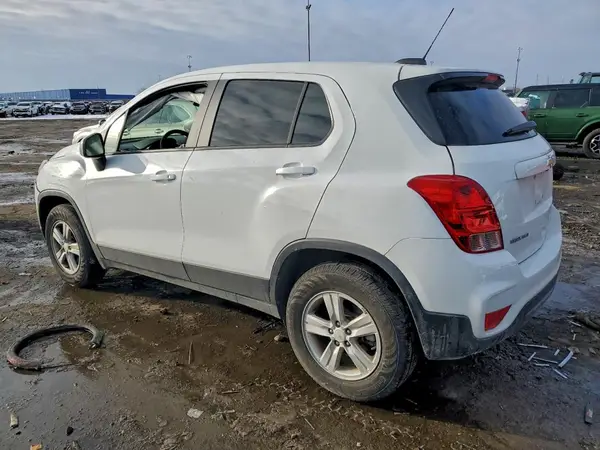 KL7CJNSM5NB509534 2022 CHEVROLET TRAX - Image 2