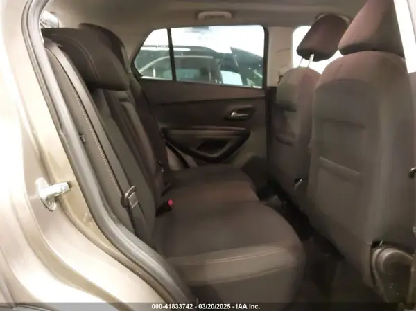 KL7CJNSM5NB509906 2022 CHEVROLET TRAX - Image 8