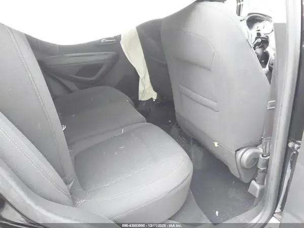 KL7CJNSM5NB513485 2022 CHEVROLET TRAX - Image 8