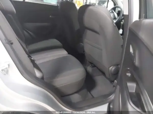KL7CJNSM5NB550309 2022 CHEVROLET TRAX - Image 8