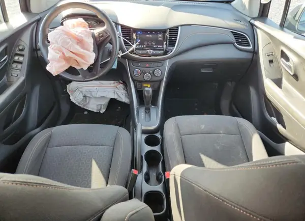 KL7CJNSM5NB553484 2022 CHEVROLET TRAX - Image 8
