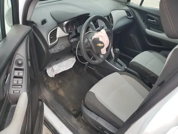 KL7CJNSM6MB362087 2021 CHEVROLET TRAX - Image 8