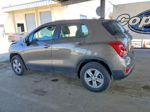 KL7CJNSM6NB509185 2022 CHEVROLET TRAX - Image 2