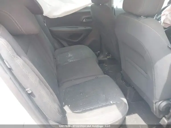 KL7CJNSM6NB529484 2022 CHEVROLET TRAX - Image 8
