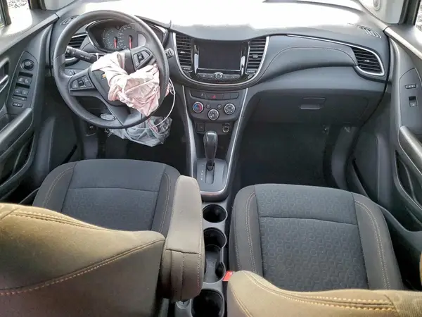 KL7CJNSM6NB544714 2022 CHEVROLET TRAX - Image 8