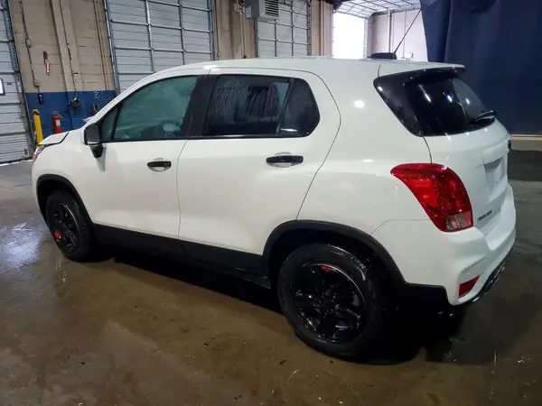 KL7CJNSM6NB545099 2022 CHEVROLET TRAX - Image 2