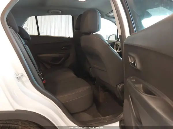 KL7CJNSM6NB549508 2022 CHEVROLET TRAX - Image 8