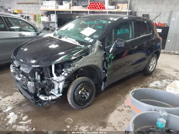 KL7CJNSM6NB552246 2022 CHEVROLET TRAX - Image 2