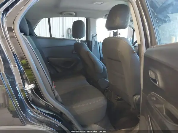 KL7CJNSM6NB553476 2022 CHEVROLET TRAX - Image 8