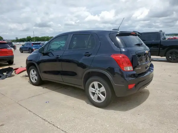 KL7CJNSM7MB365595 2021 CHEVROLET TRAX - Image 2