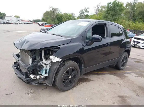 KL7CJNSM7NB501855 2022 CHEVROLET TRAX - Image 2