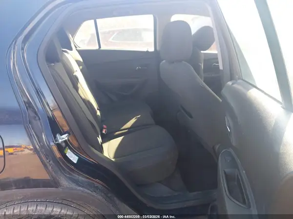 KL7CJNSM7NB505839 2022 CHEVROLET TRAX - Image 8