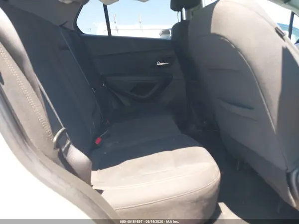 KL7CJNSM7NB512581 2022 CHEVROLET TRAX - Image 8