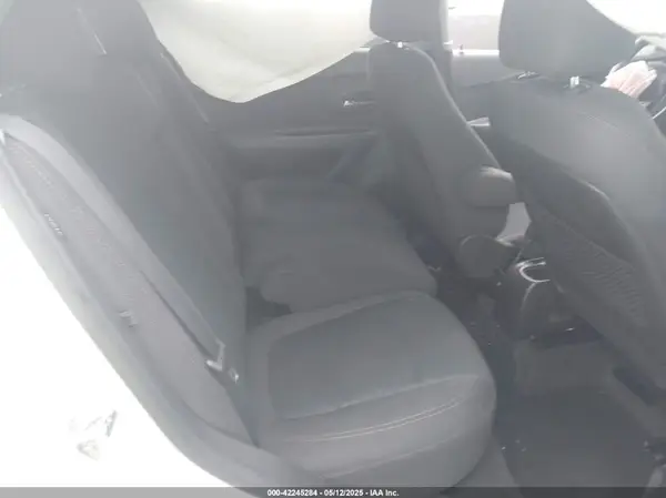 KL7CJNSM7NB543376 2022 CHEVROLET TRAX - Image 8