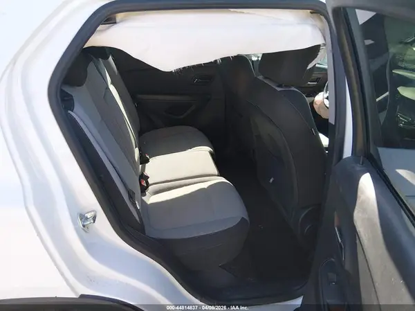 KL7CJNSM8MB361328 2021 CHEVROLET TRAX - Image 8