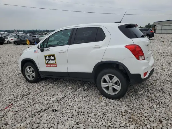 KL7CJNSM8NB500424 2022 CHEVROLET TRAX - Image 2