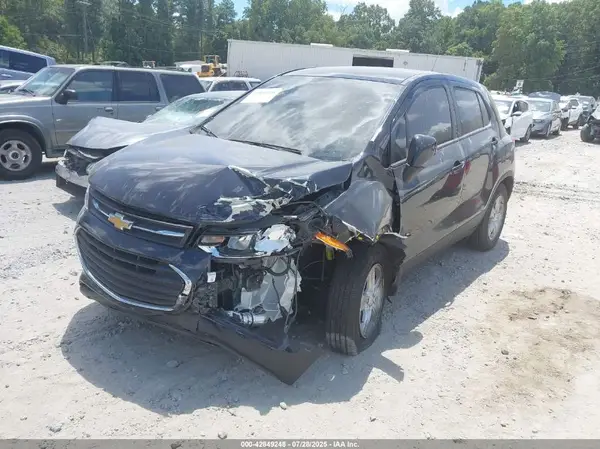 KL7CJNSM8NB505459 2022 CHEVROLET TRAX - Image 2