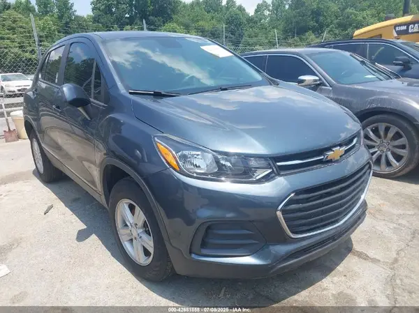KL7CJNSM8NB512265 2022 CHEVROLET TRAX - Image 1