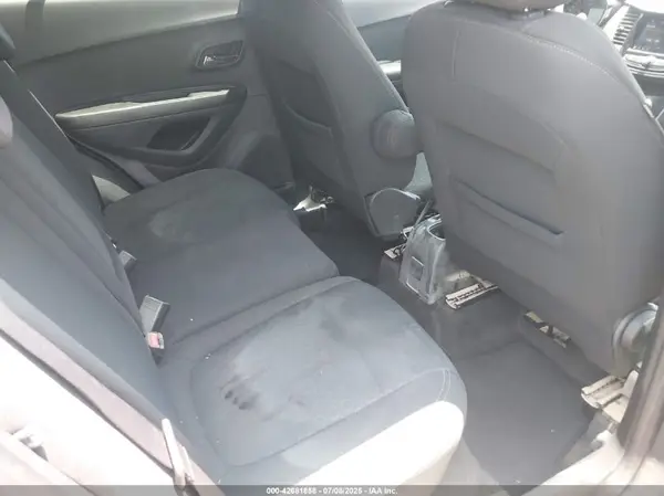 KL7CJNSM8NB512265 2022 CHEVROLET TRAX - Image 8