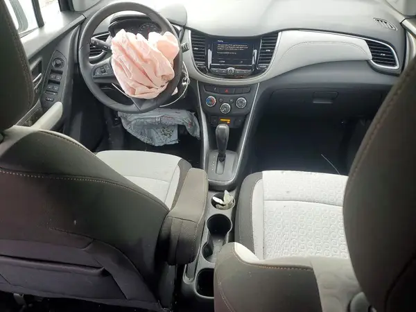 KL7CJNSM8NB543998 2022 CHEVROLET TRAX - Image 8
