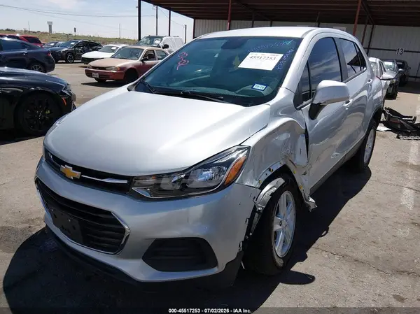 KL7CJNSM8NB544195 2022 CHEVROLET TRAX - Image 2