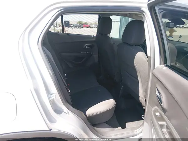 KL7CJNSM8NB544195 2022 CHEVROLET TRAX - Image 8