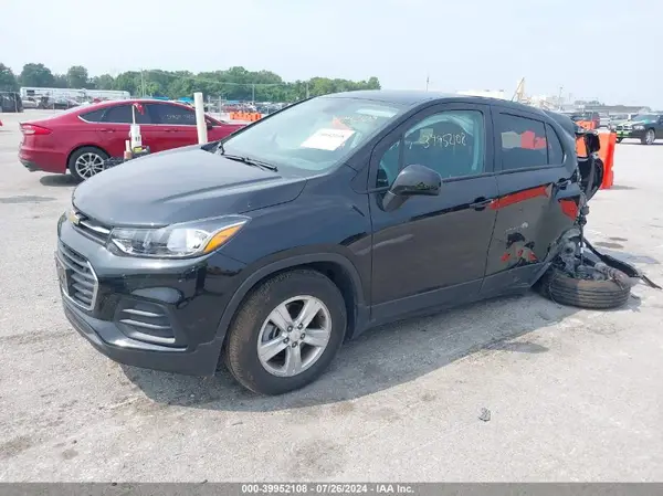 KL7CJNSM8NB550157 2022 CHEVROLET TRAX - Image 2