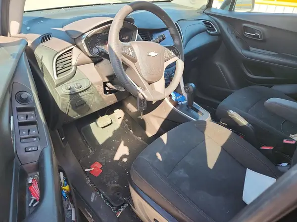 KL7CJNSM8NB555665 2022 CHEVROLET TRAX - Image 8
