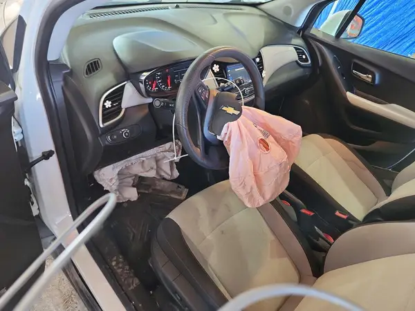 KL7CJNSM9MB361547 2021 CHEVROLET TRAX - Image 8