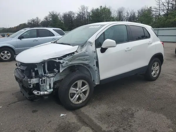 KL7CJNSM9NB527373 2022 CHEVROLET TRAX - Image 1