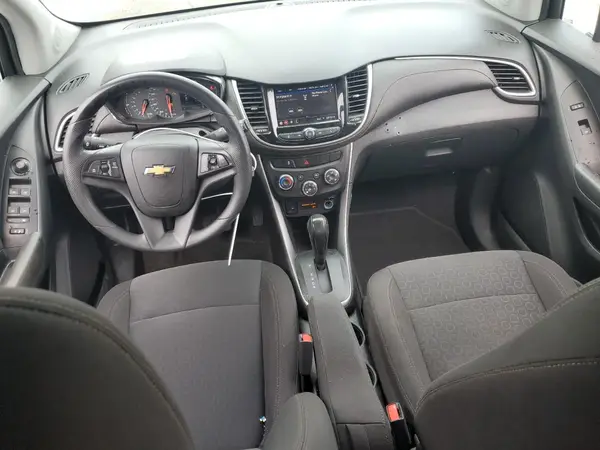 KL7CJNSM9NB527373 2022 CHEVROLET TRAX - Image 8