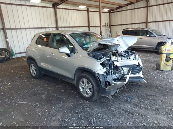 KL7CJNSM9NB542908 2022 CHEVROLET TRAX - Image 1