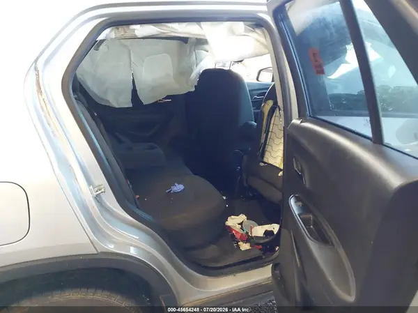 KL7CJNSM9NB542908 2022 CHEVROLET TRAX - Image 8